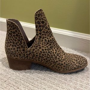 Coconuts by Matisse Cheetah Bootie, Slit Side, 7.5